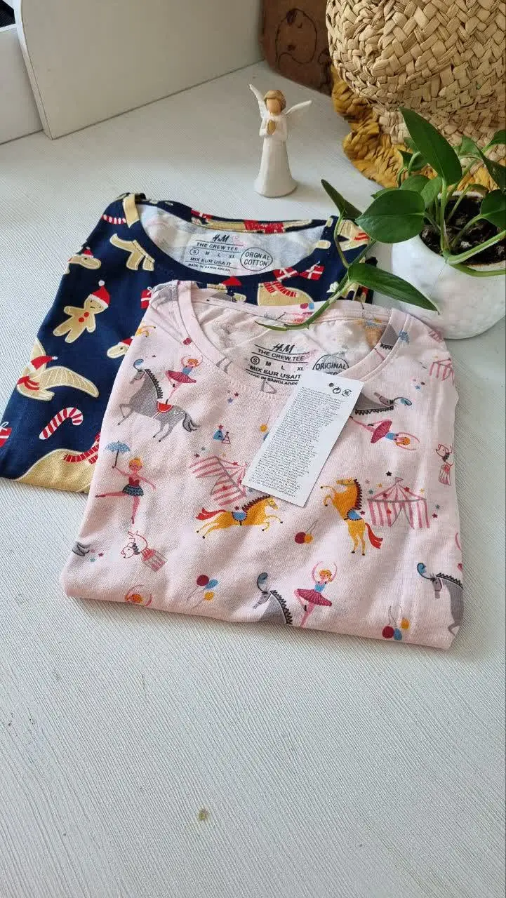 تیشرت آستین کوتاه 
