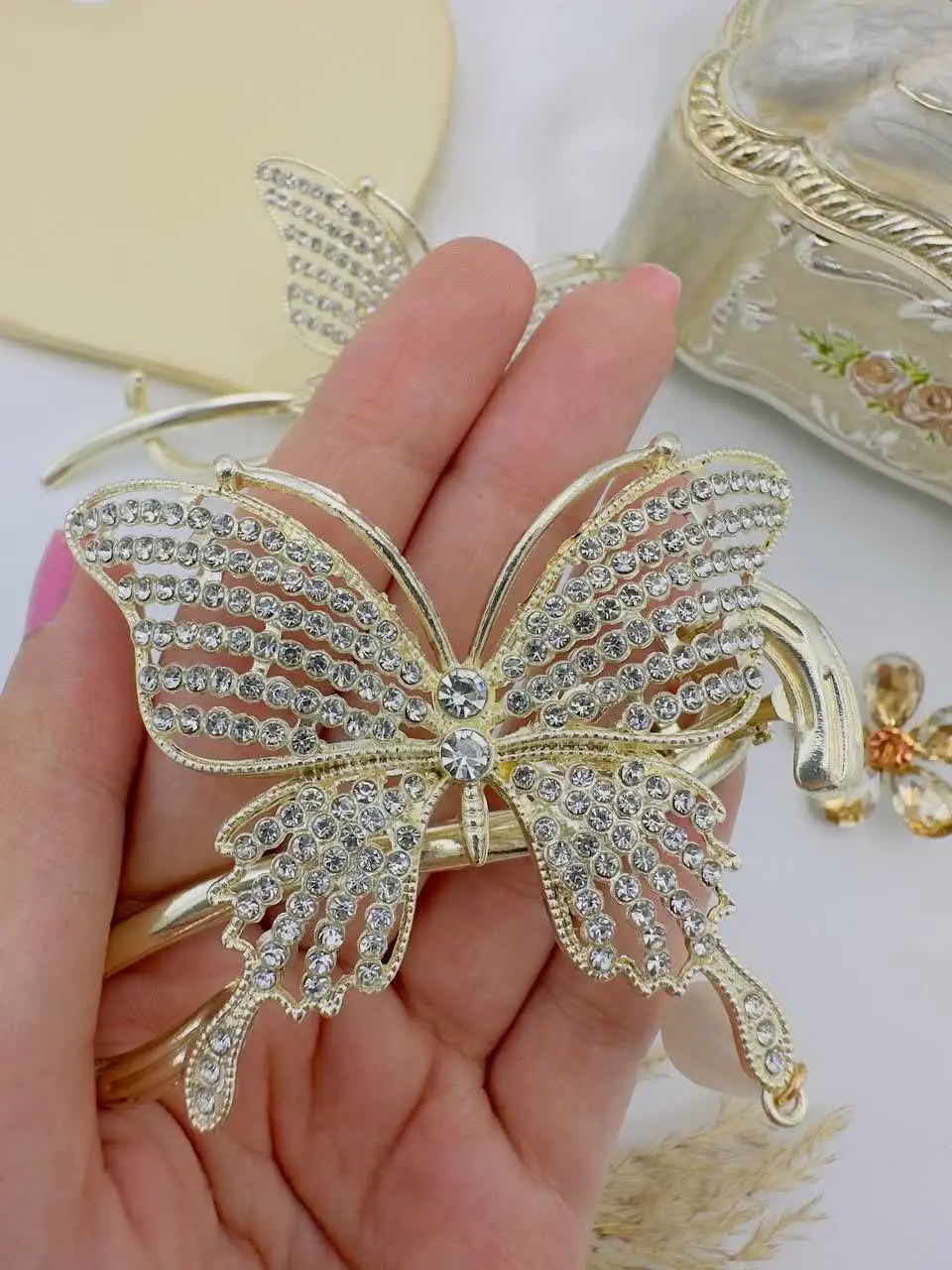 اینم #گیره_چفتی خوشگل و جذابمون 
