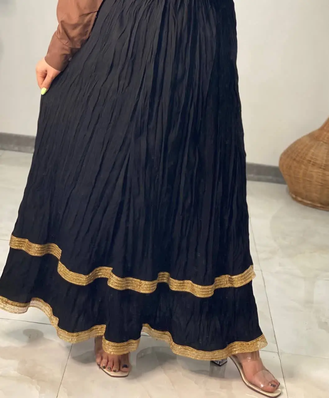 🖋نام: دامن چروک بلند سپند
