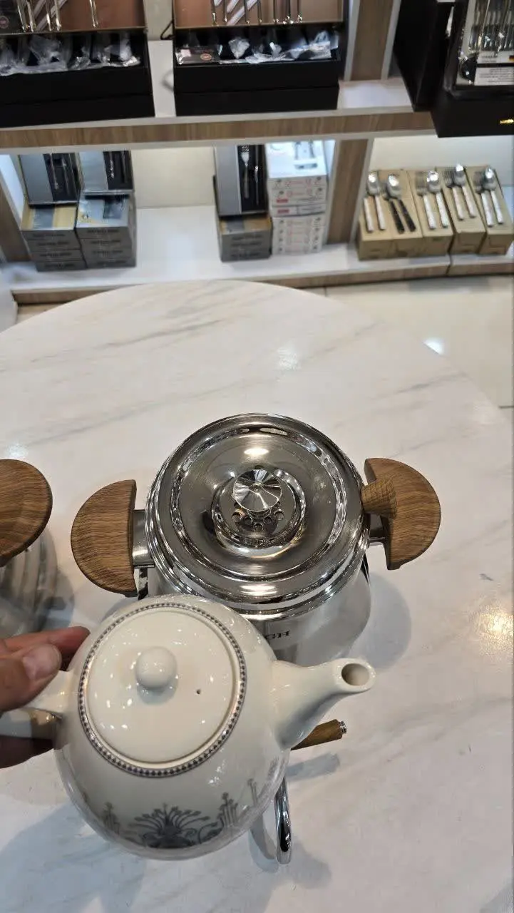 کتری رو گازی شیر دار