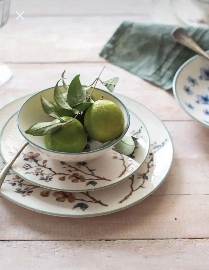 سرویس غذاخوری ۲۴ پارچه 
