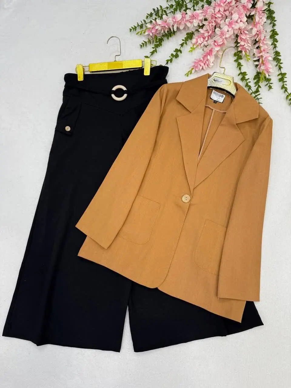 🌷نام: مانتو شلوار گیسو