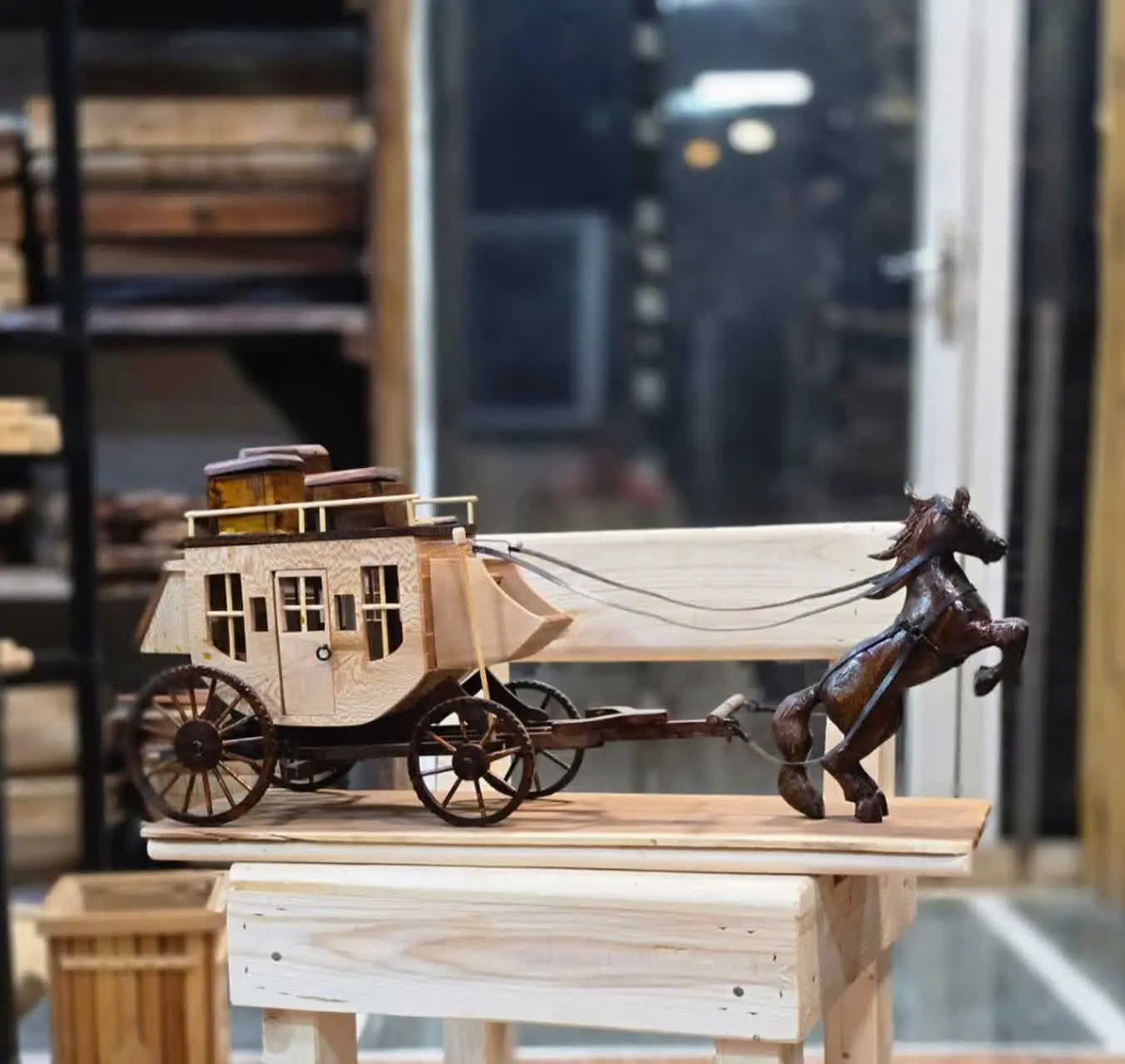 کالاسکه و اسب
