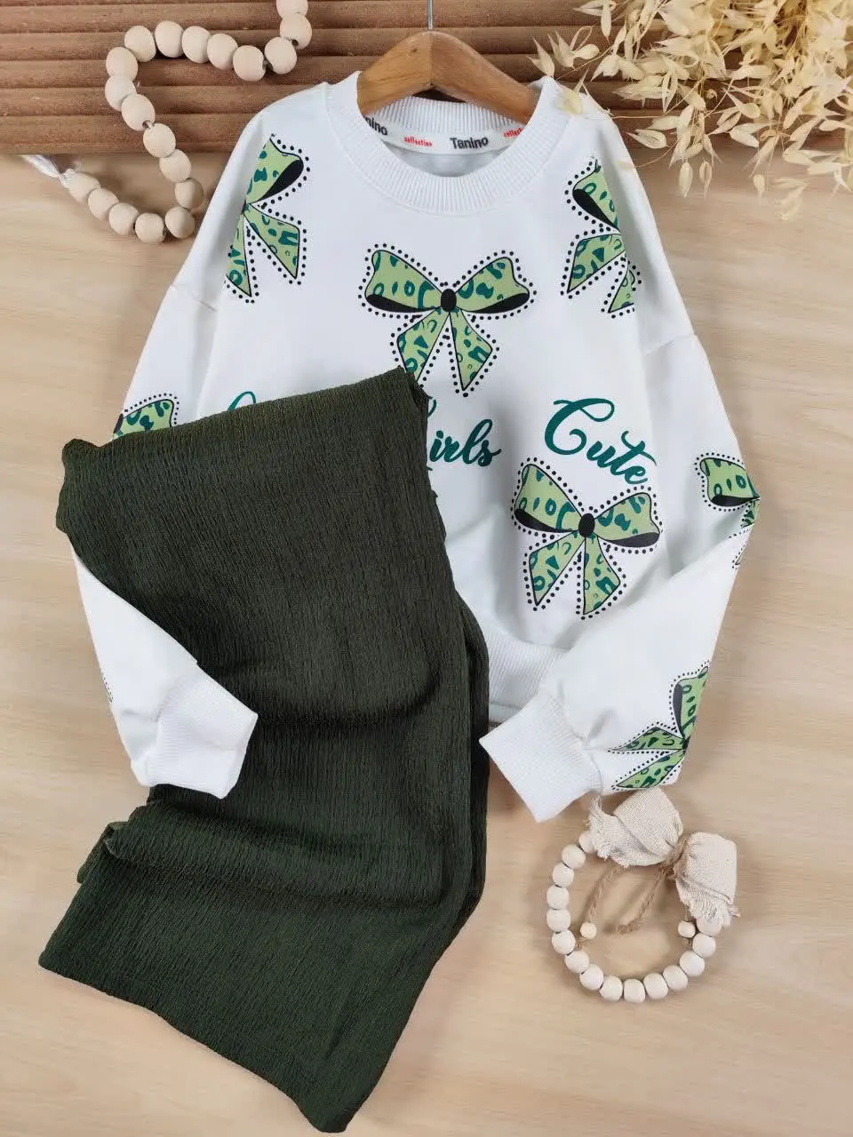 کراپ و شلوار پاپیون سبز