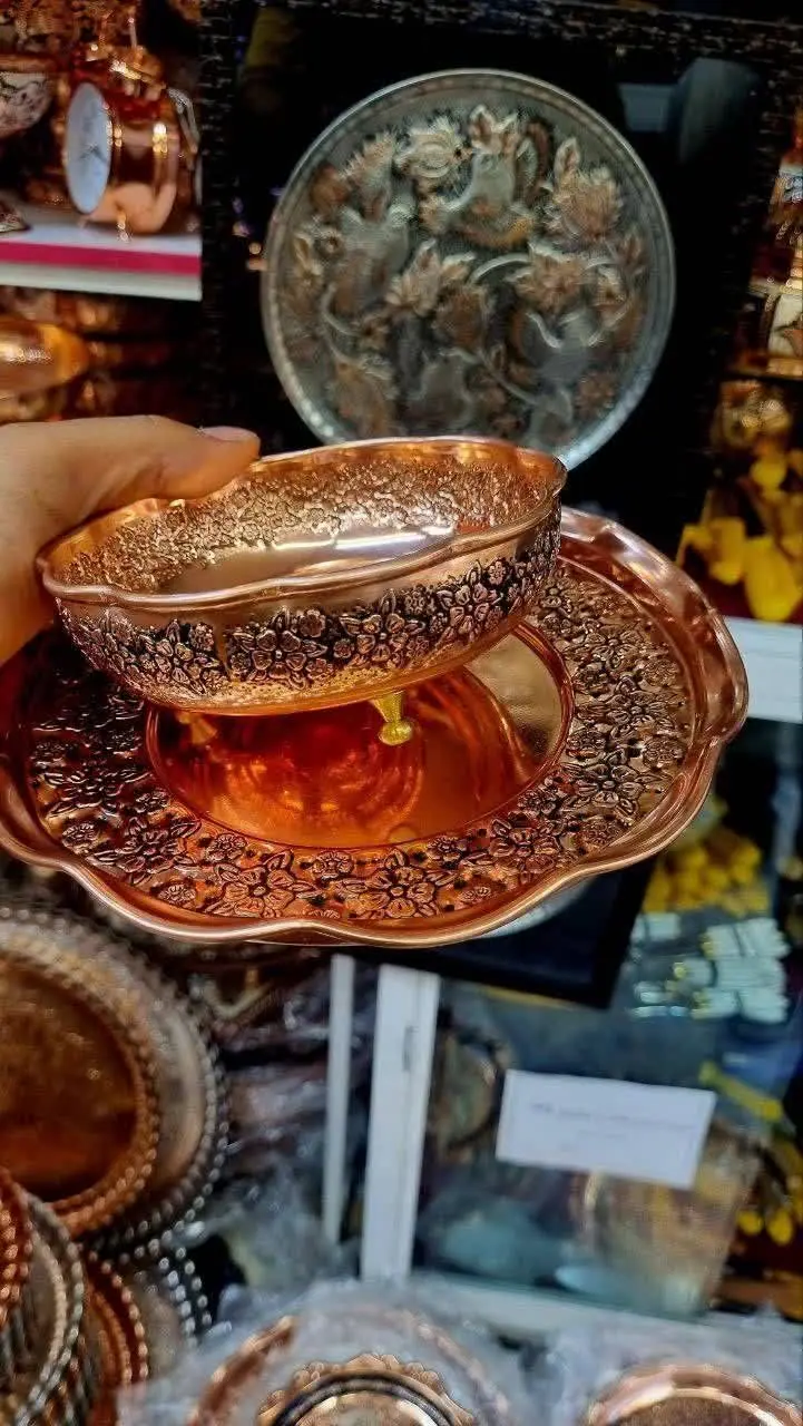 پیش دستی پیاله گلبرگ مسی اعلا 
