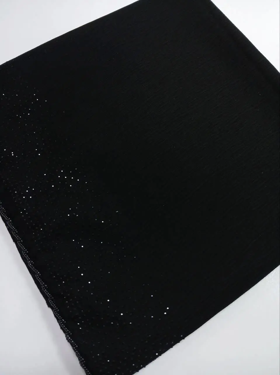 روسری کریشه نخی دور جواهر دوزی