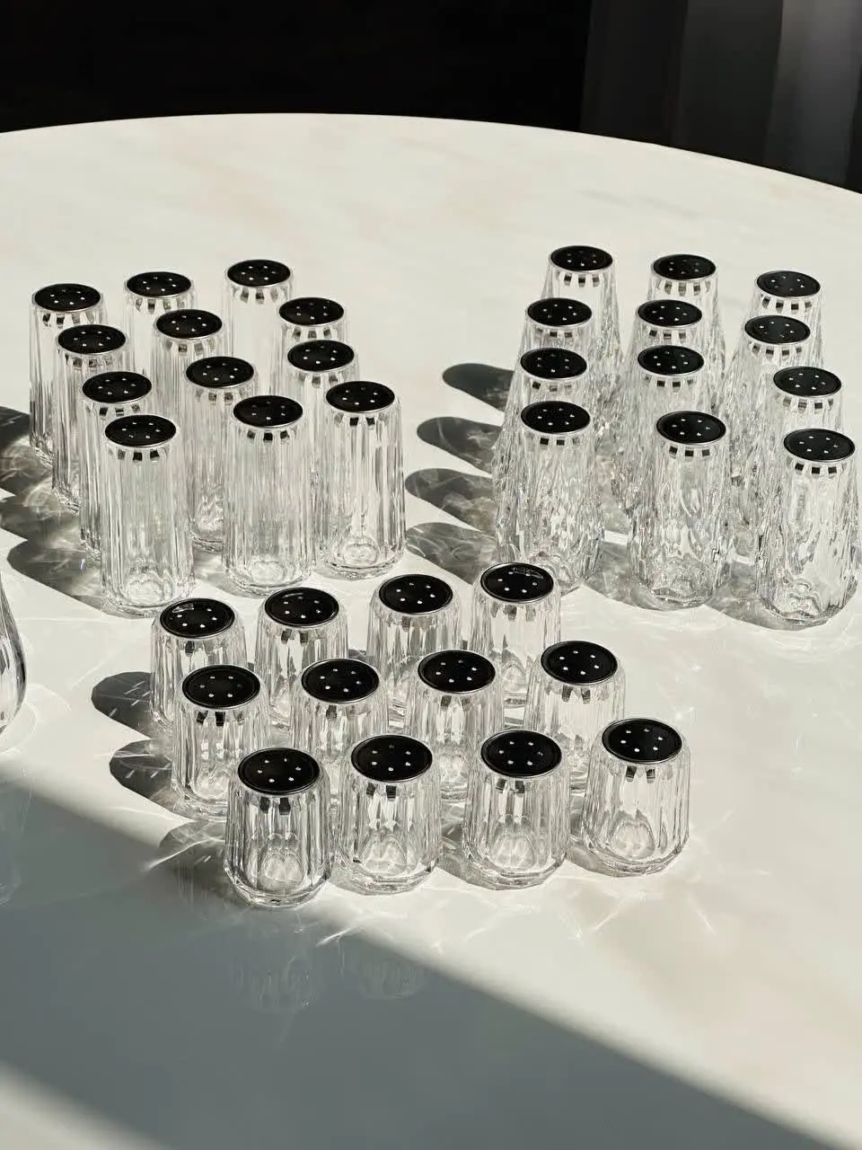 قیمت مدل بلند هر عدد ۱۴۰
