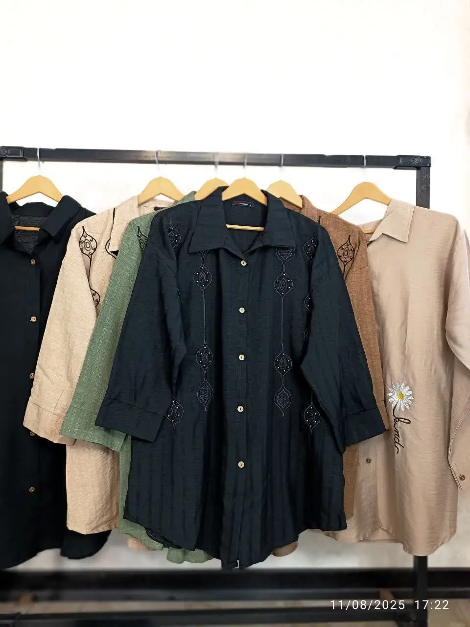 شومیز گلدوزی و مروارید دوزی