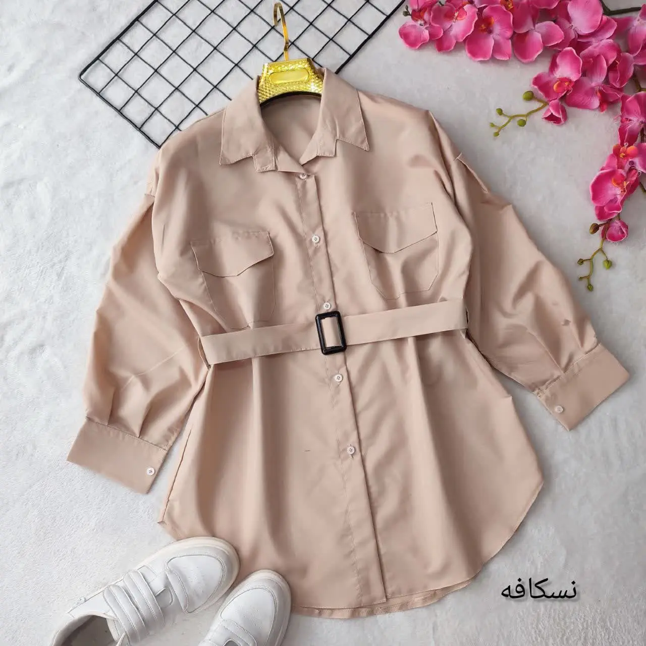 🌸 نام: مانتو سپینود
