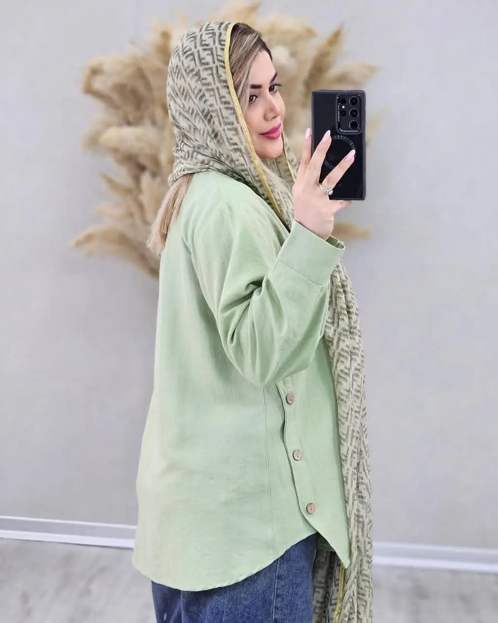ب🛍نام: شومیزمانتویی بهاره🍃
