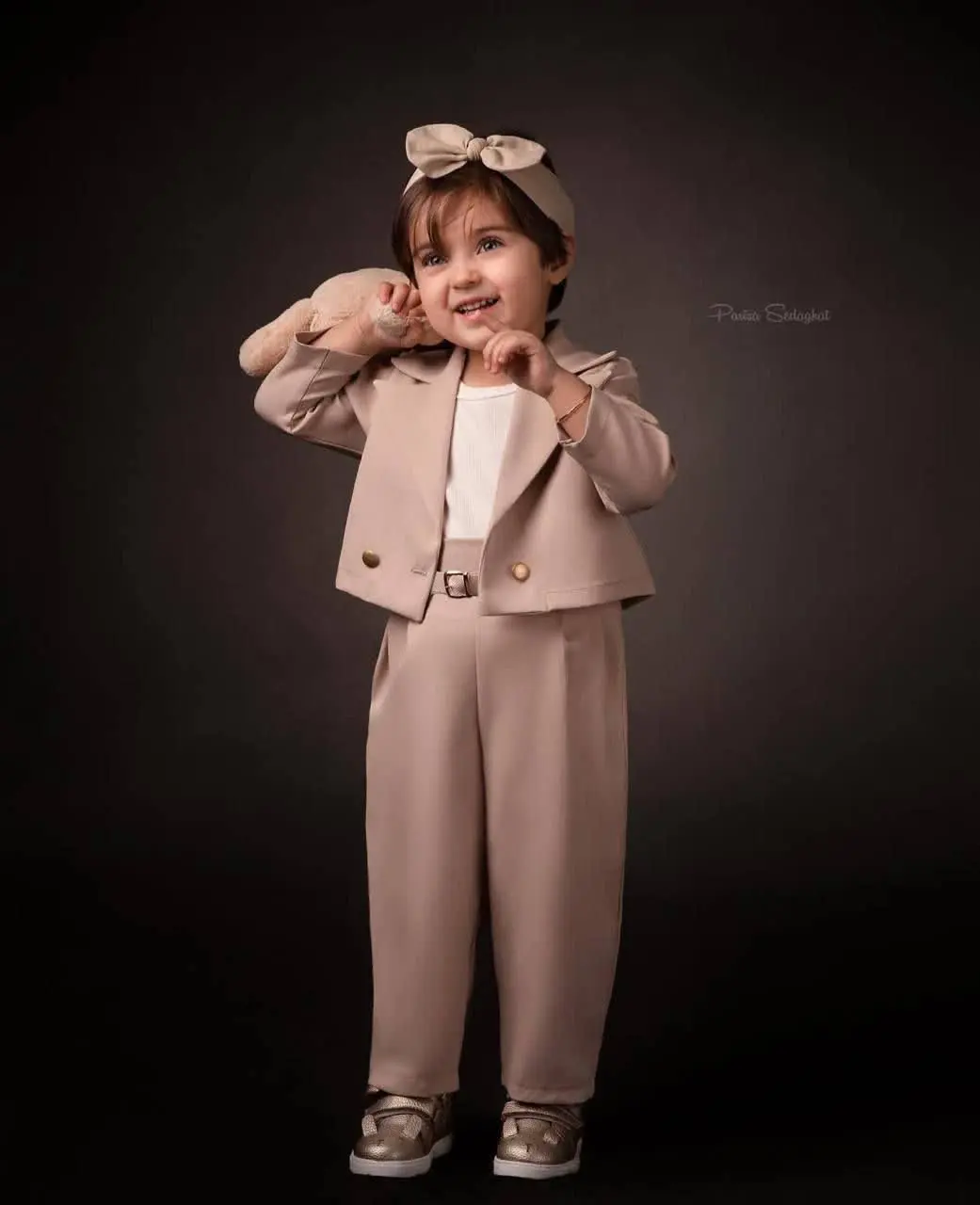 بیا اینور ک برات یه ست همه...