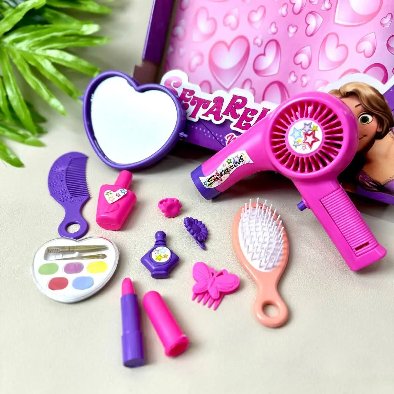 لوازم آرایشی نمیخرین🤩💕
