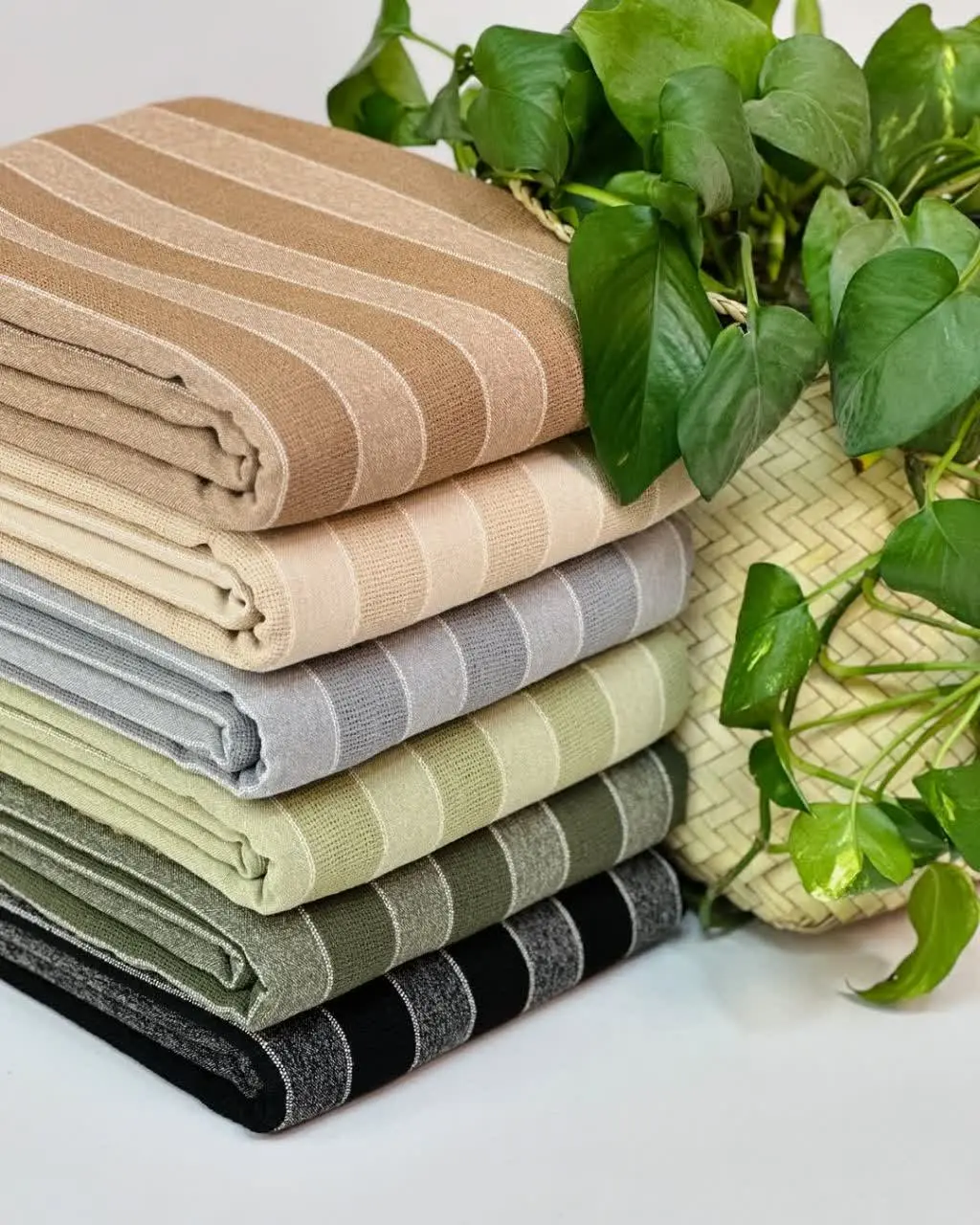 اگه از نگار خانوم پارچه نخریدی حتما اینو بخر عاشقش میشی
