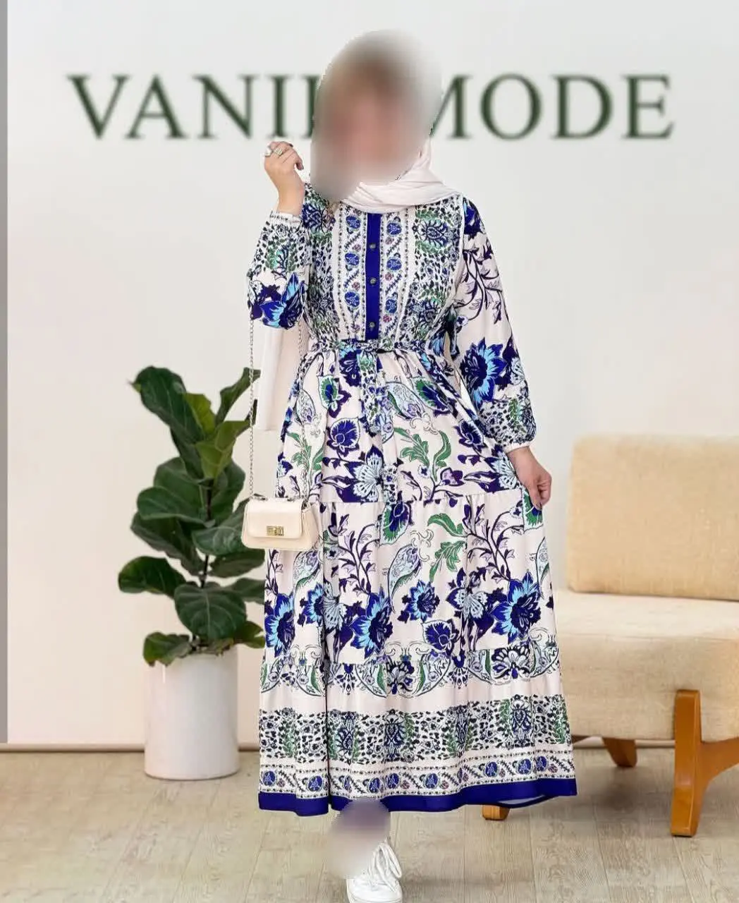 نام: ساحلی بوگاتی جلو دکمه ۱۲۱۲
