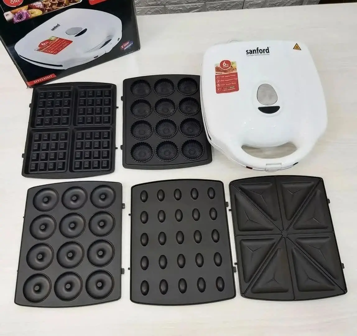 یه دستگاهی که همه نوع شیرینی بیسکوییت میتونی باهاش درست کنی برای
