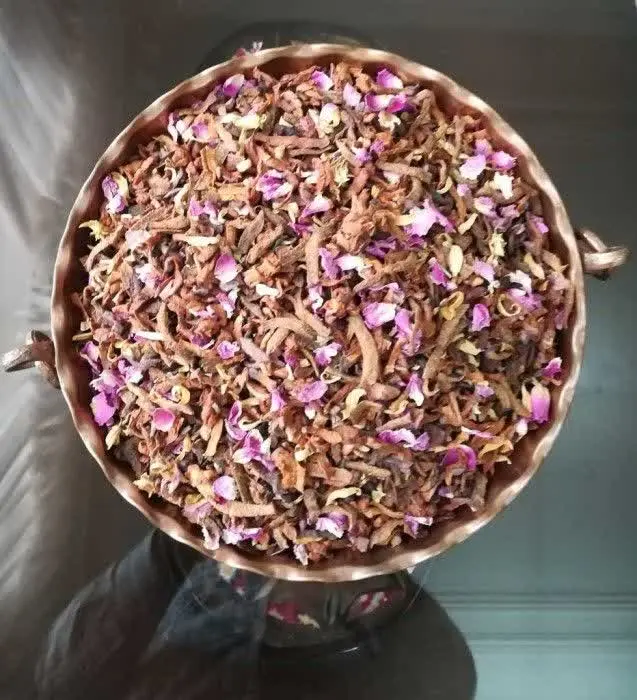 دمنوش به سیب گل محمدی
