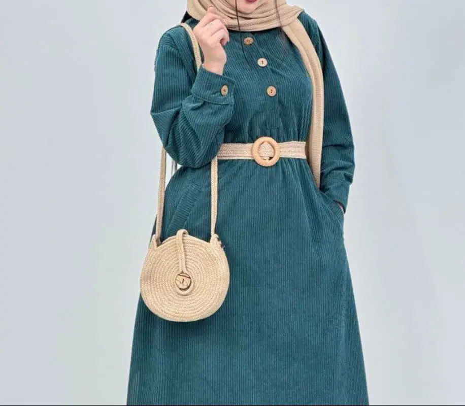 مانتو مخمل حوله‌ای 
