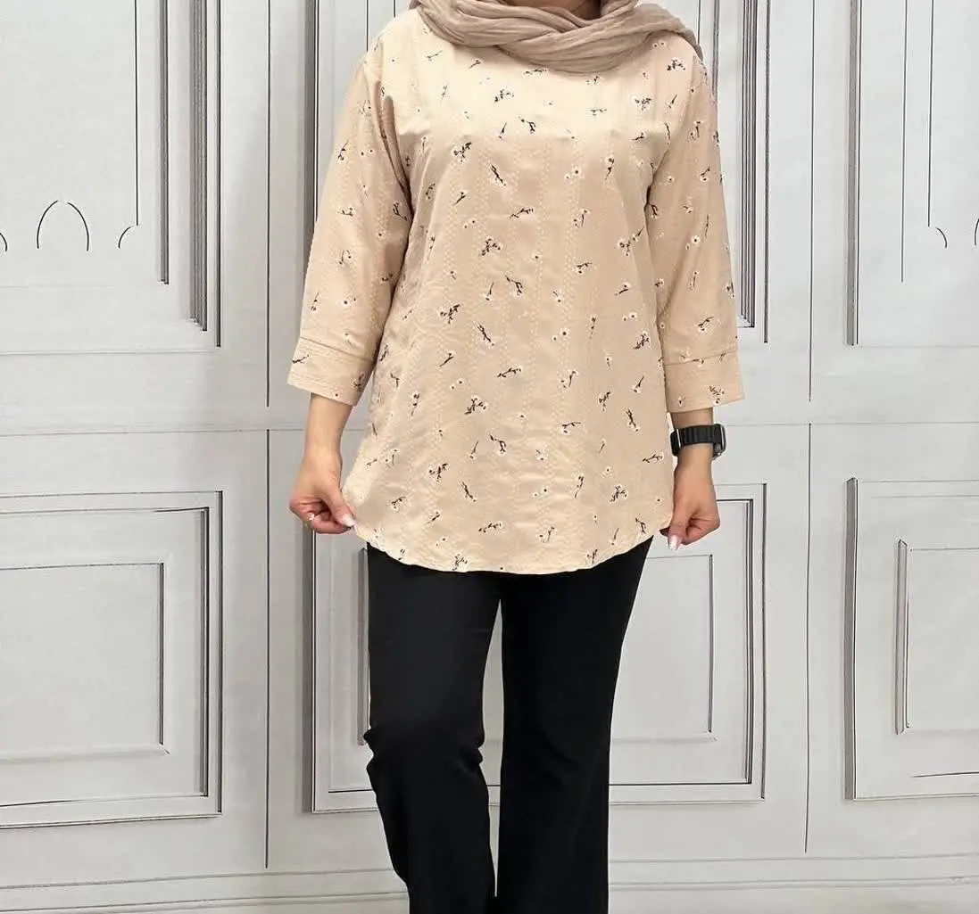 👚 نام: شومیز گل دار
