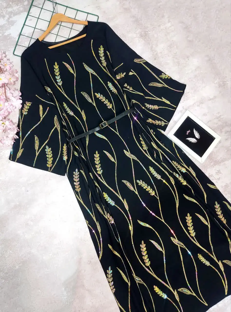 دنبال یه مانتو بشور بپوش عم...