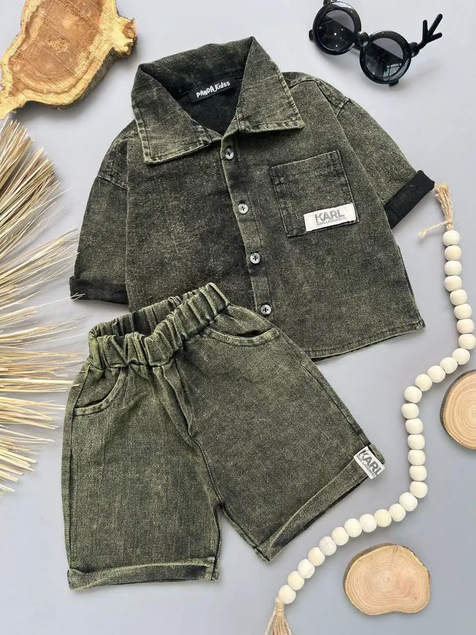 ولی جنس پارچه عالی تنخورشم فوقالعاده 
