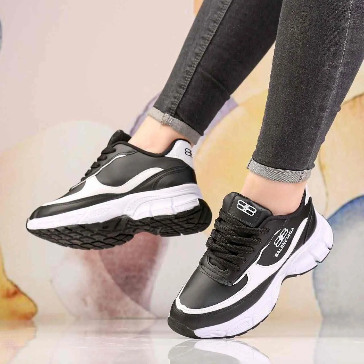 سایز فقط ۳۷ و ۳۹
