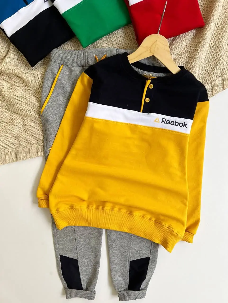 ست بلوز شلوار طرح ریبوک