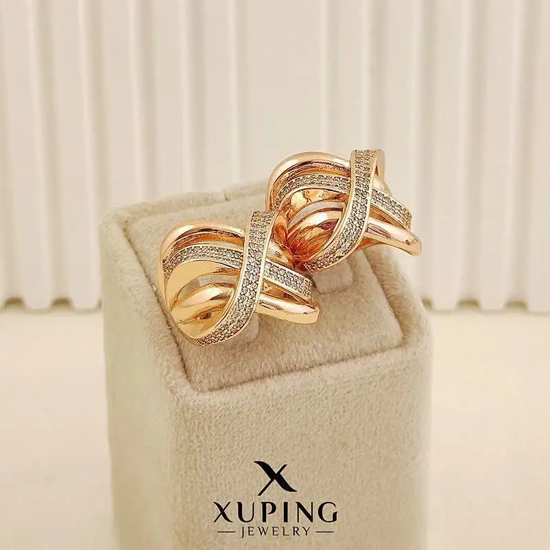 ⚜ انگشتر شیک نگین دار از بر...