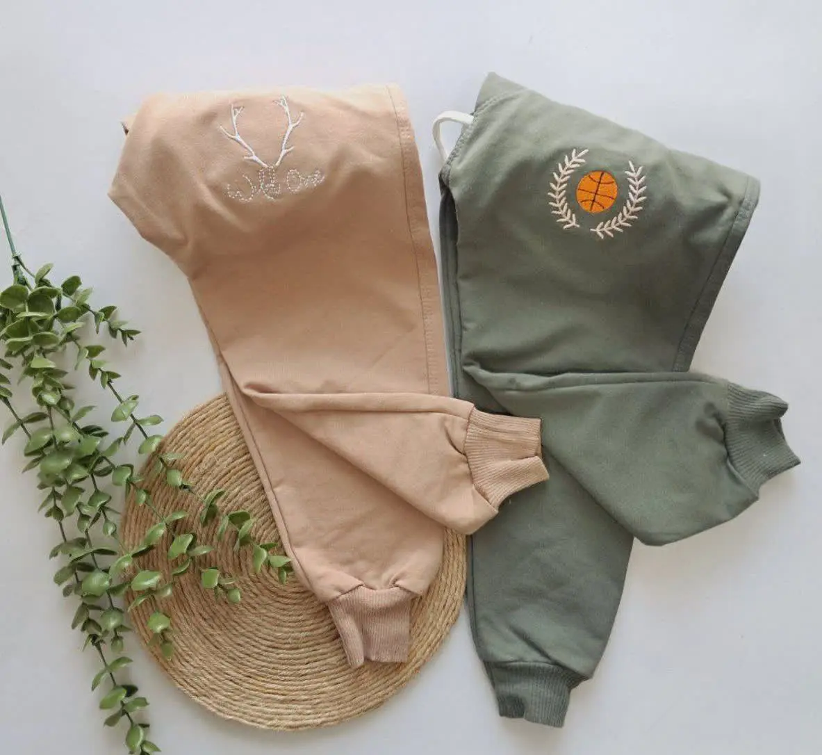 شلوار تک اسلش