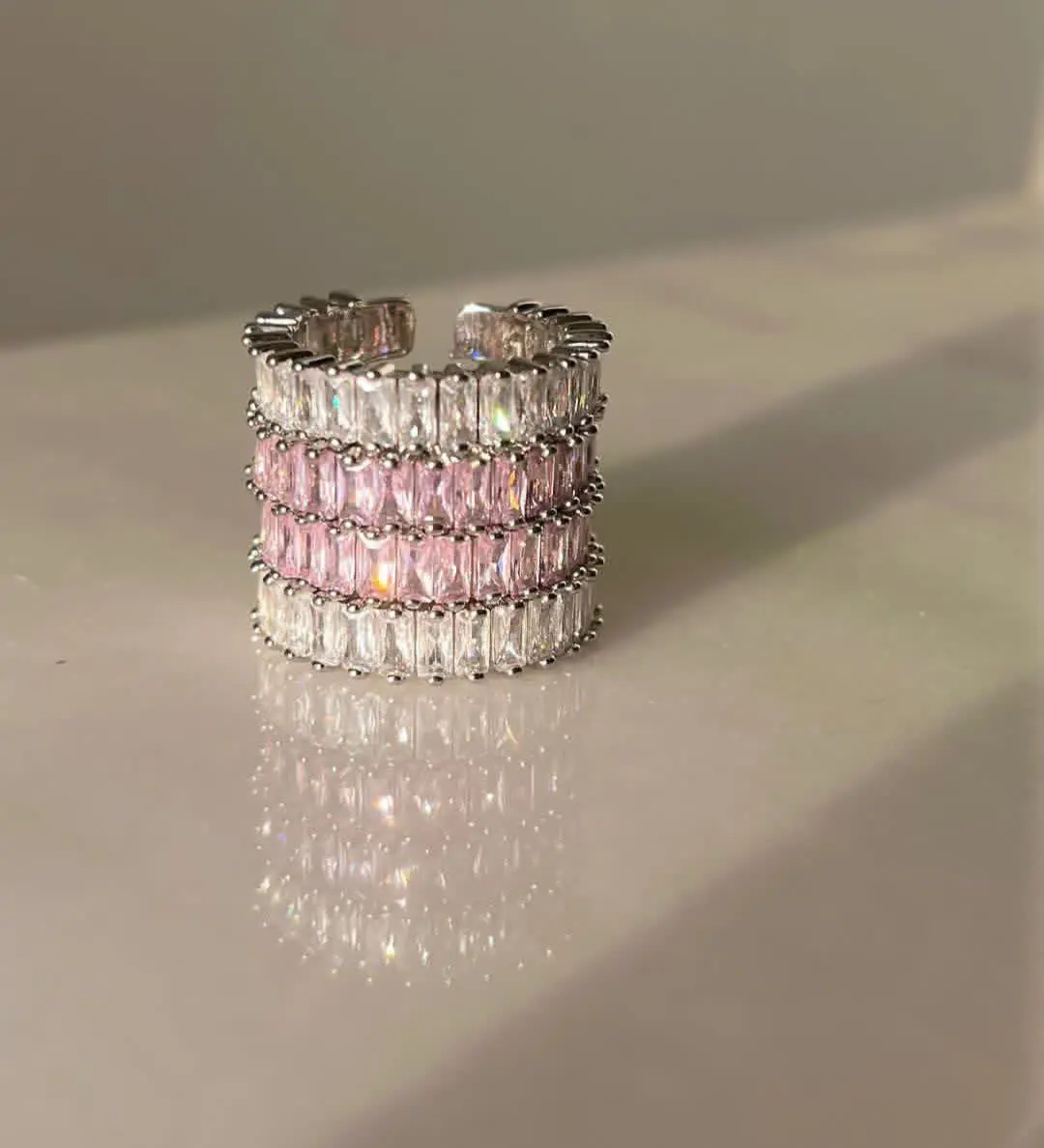 انگشتر جواهری تنیسی که همه...