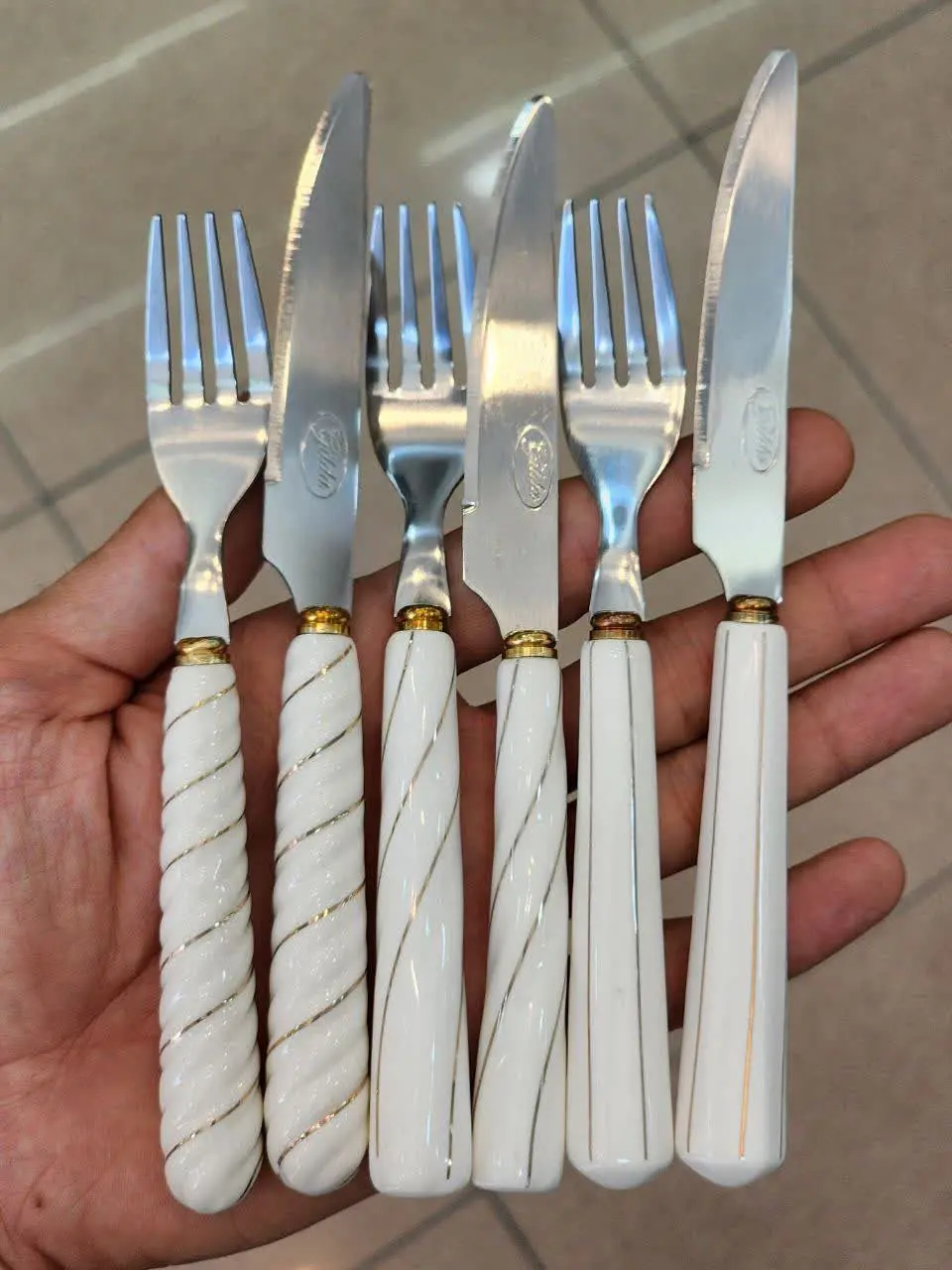 سه طرح پرفروش از باکیفیت‌ترین کارد و چنگال 
