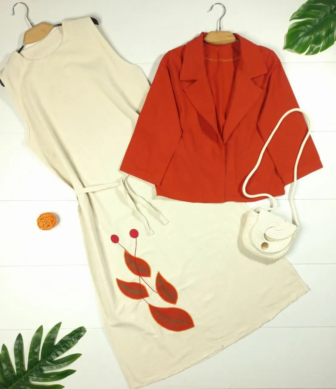 ❤️نام: کت و سارافن طوطیا
