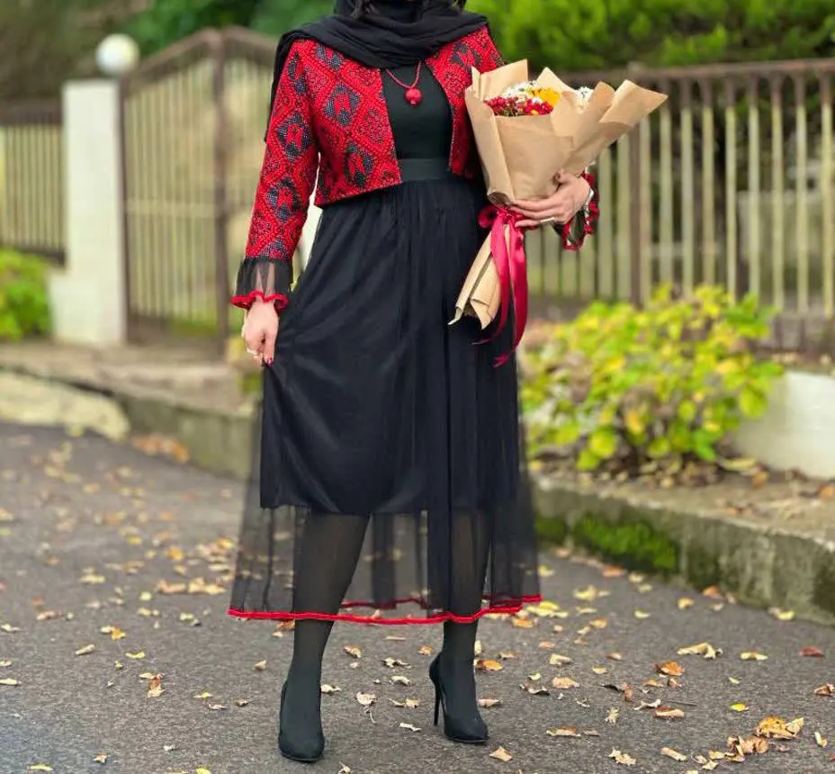 🍉نام: کت دامن گل بانو
