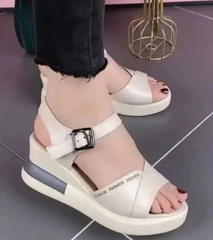 💞صندل تابستانی پاشنه ۶ سانت پرفروش 💞
