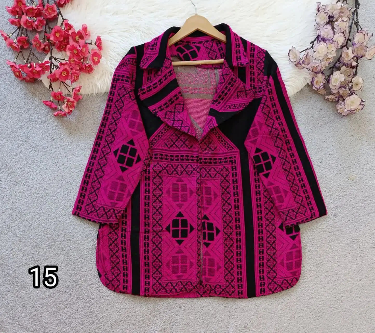 نام: کت گلیمی پاییزه
