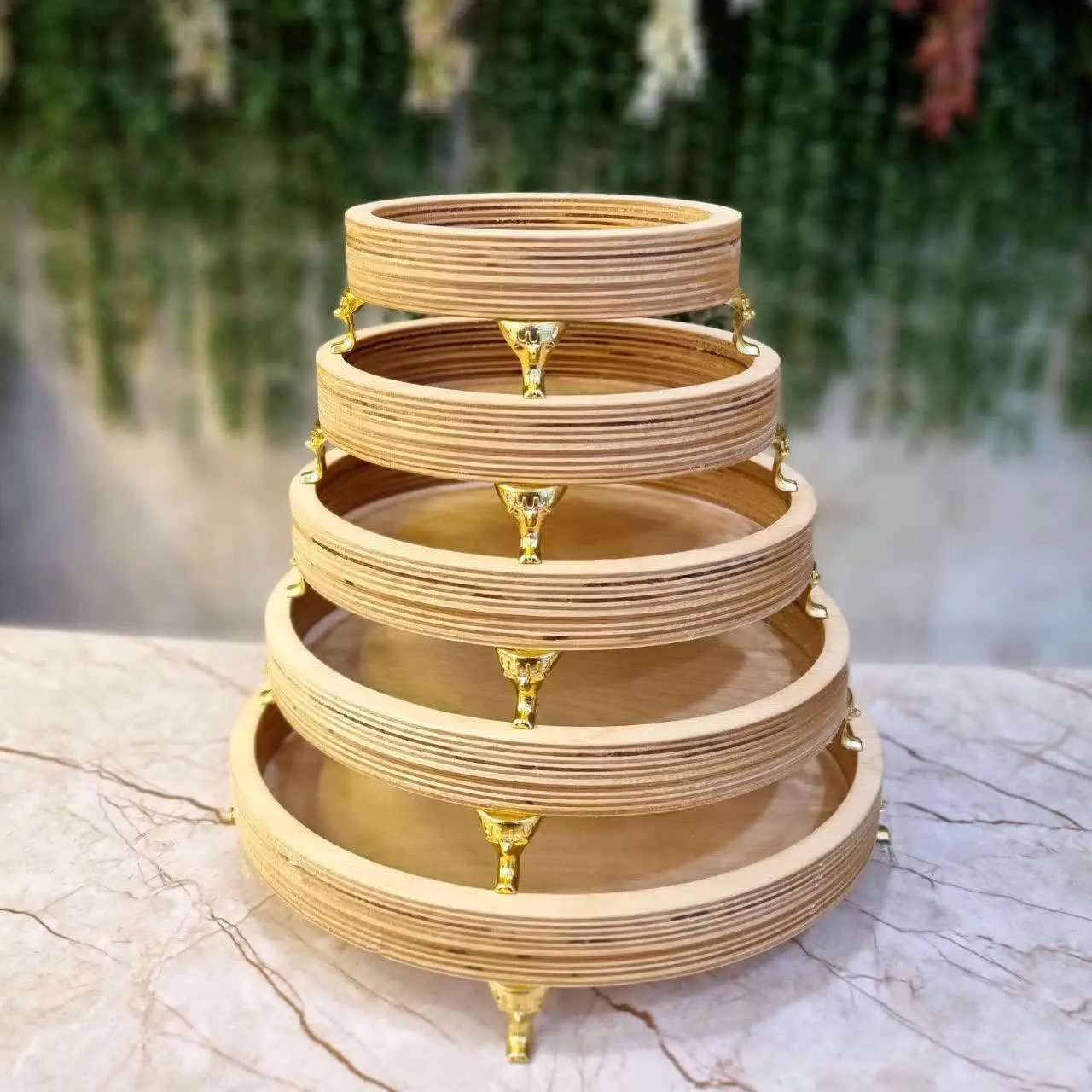 سینی گرد ۵ تیکه پایه دار
