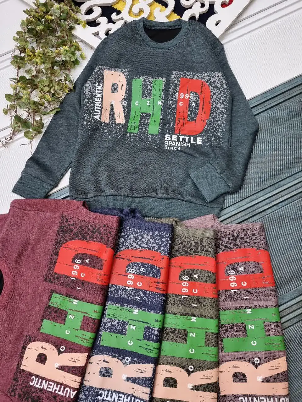 🇮🇷🧥🧶👗👚👔🎽👕👖💎
