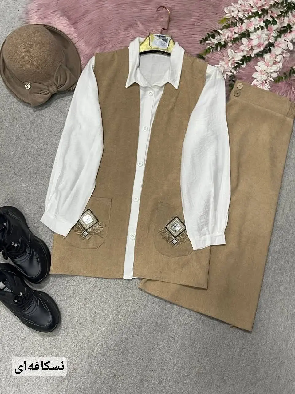 🍁نام: ست جلیقه+دامن
