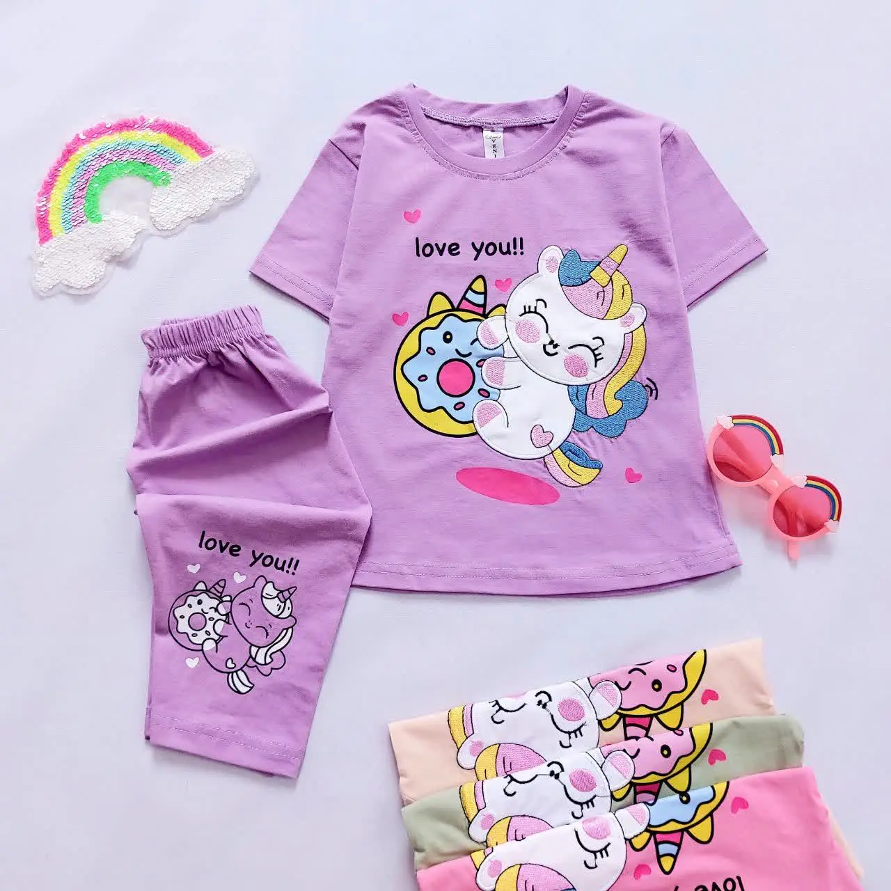 تیشرت شلوارک یونیکورن و دونات😍
