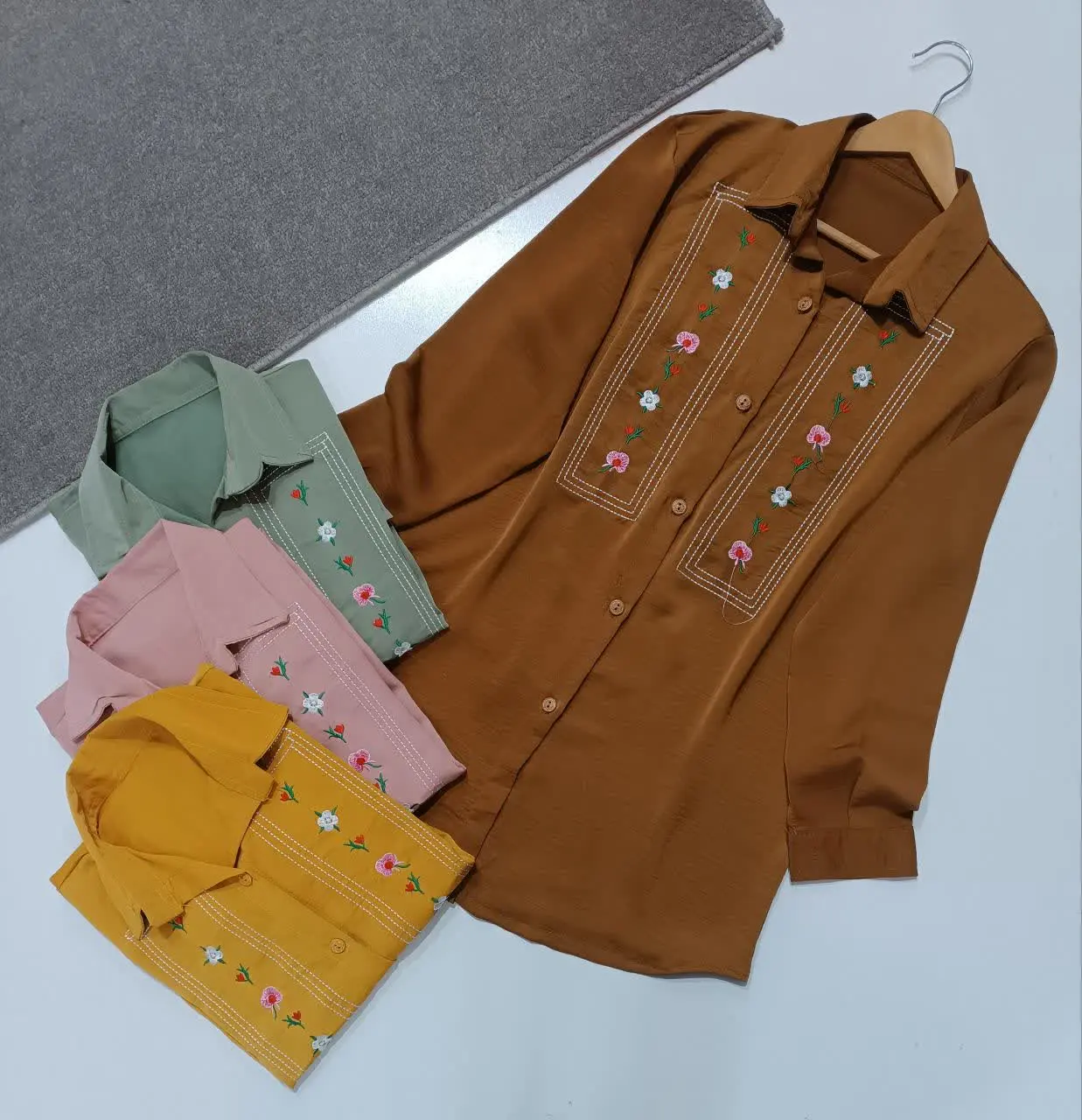 نوع محصول: مانتو گلدوزی 
