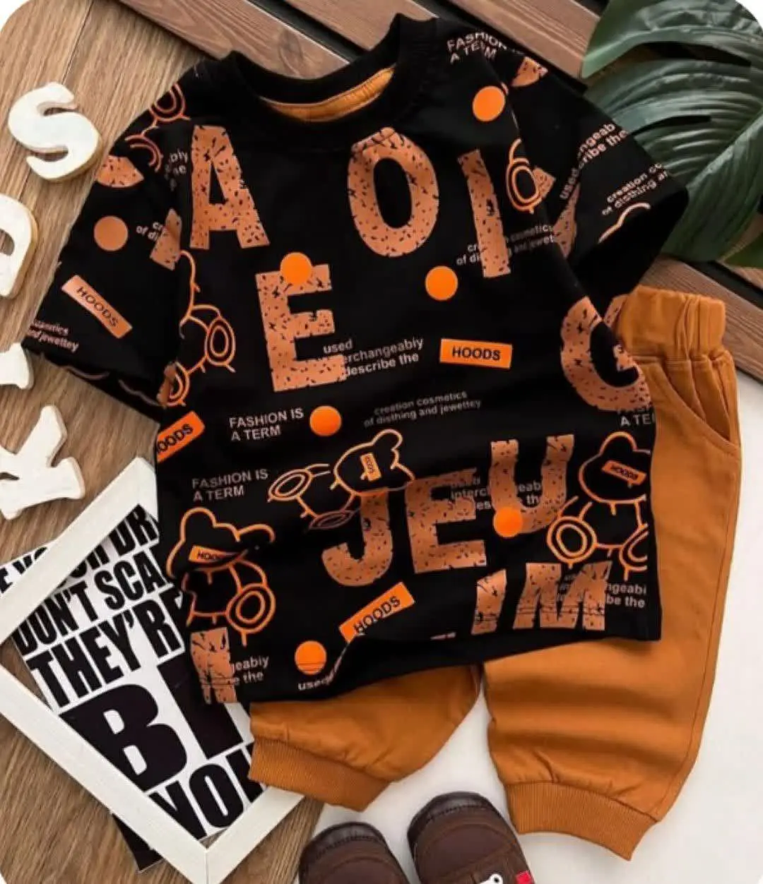 تیشرت شلوارک لاکچری حروف
