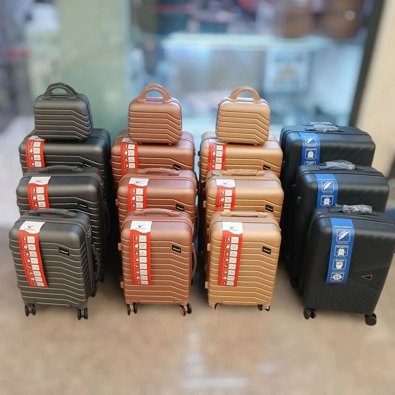 چمدان مسافرتی THREE BIRDS
