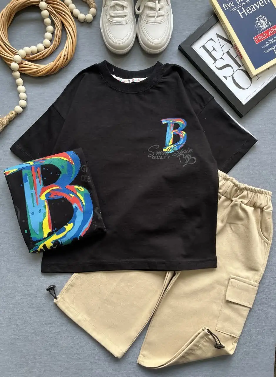 تیشرت و شلوارک B