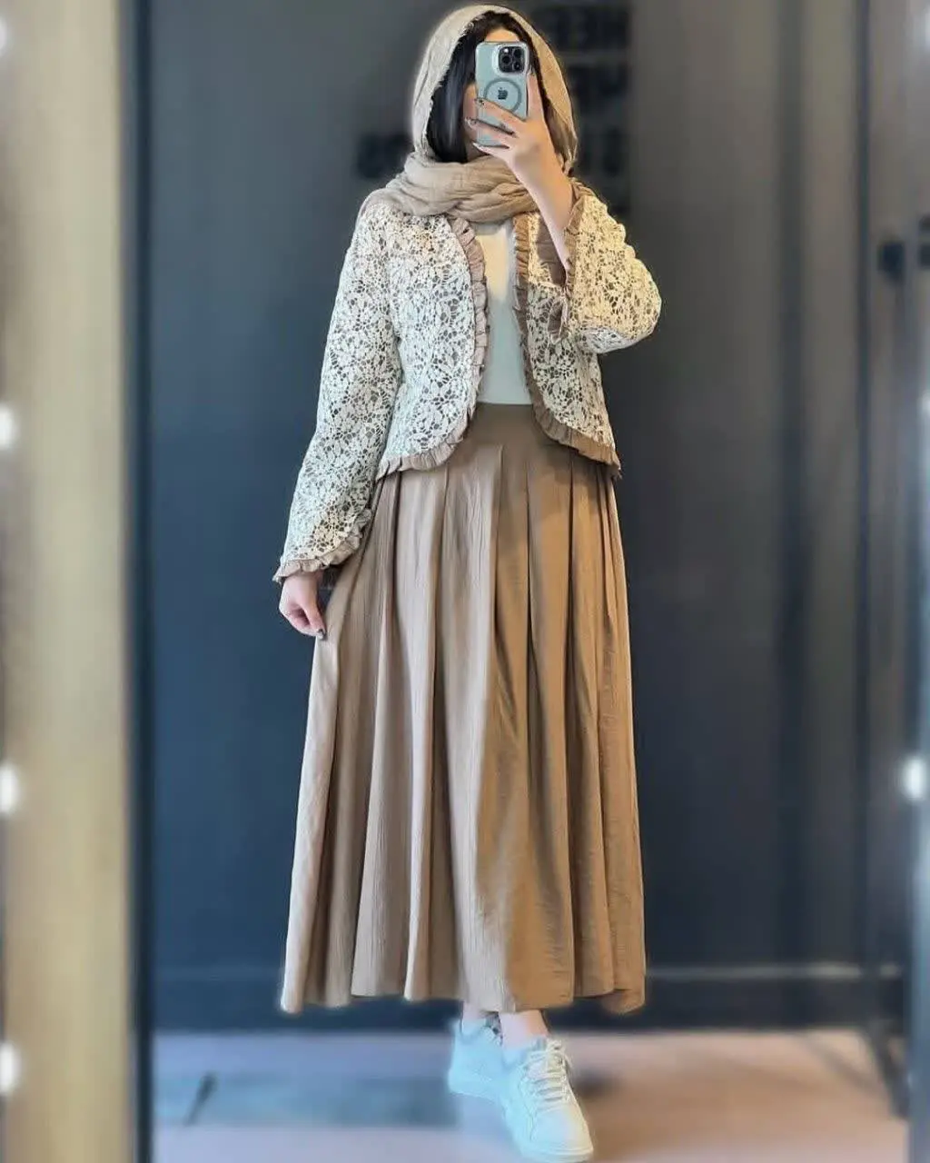 خاص و نامبروان ینی این ست جذاب😌
