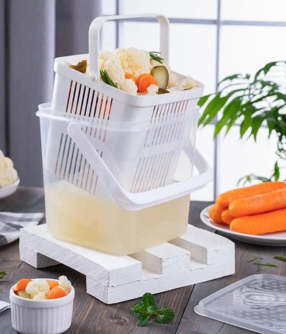 ظرف ترشیجات مانیا🫙
