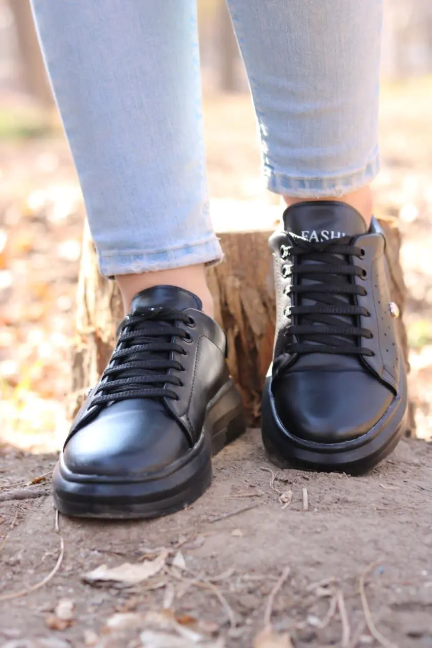 کتونی زنانه 
