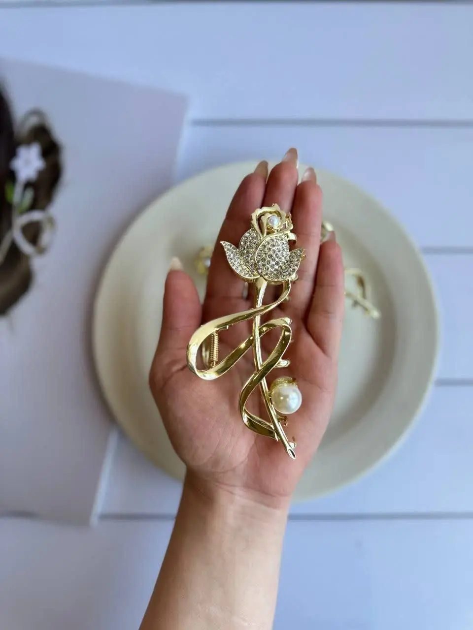 کلیپس فلزی رز