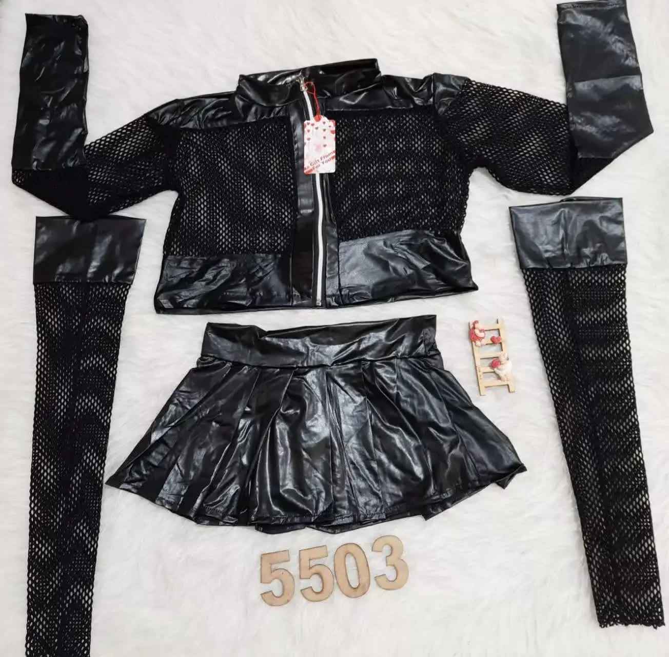 ⚜#کاستوم_زنبوری🥰😎
