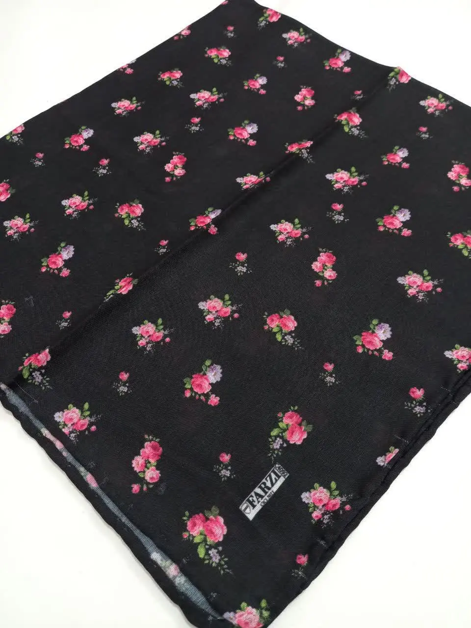 👀 #روسری_نخ_دخترونه
