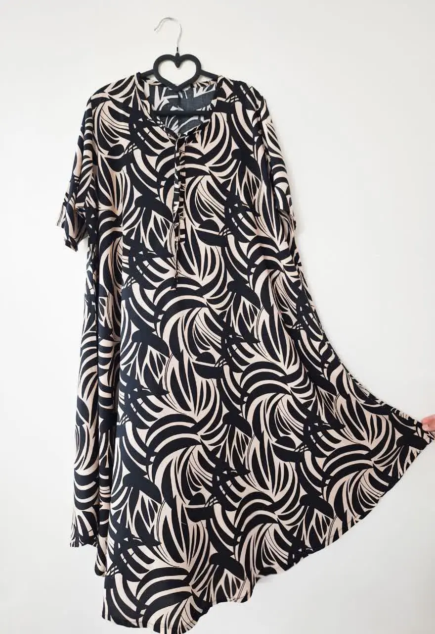 . مدل آستین کوتاه با دامن کلوش
