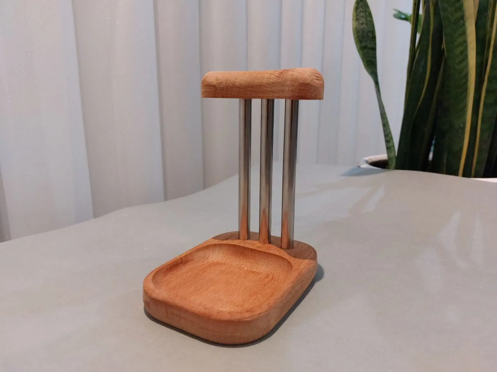 استند کنار گاز
